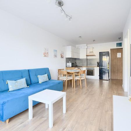 Apartamentyprzymorzu Baltycki Z Miejscem Postojowym I Ogrodkiem Kolobrzeg Exterior photo