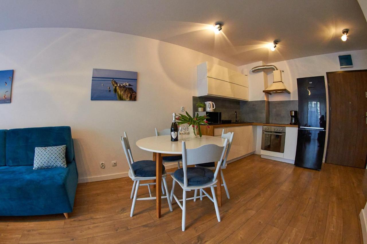 Apartamentyprzymorzu Baltycki Z Miejscem Postojowym I Ogrodkiem Kolobrzeg Exterior photo
