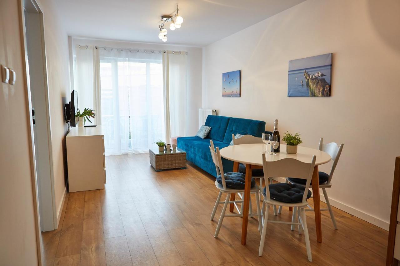 Apartamentyprzymorzu Baltycki Z Miejscem Postojowym I Ogrodkiem Kolobrzeg Exterior photo