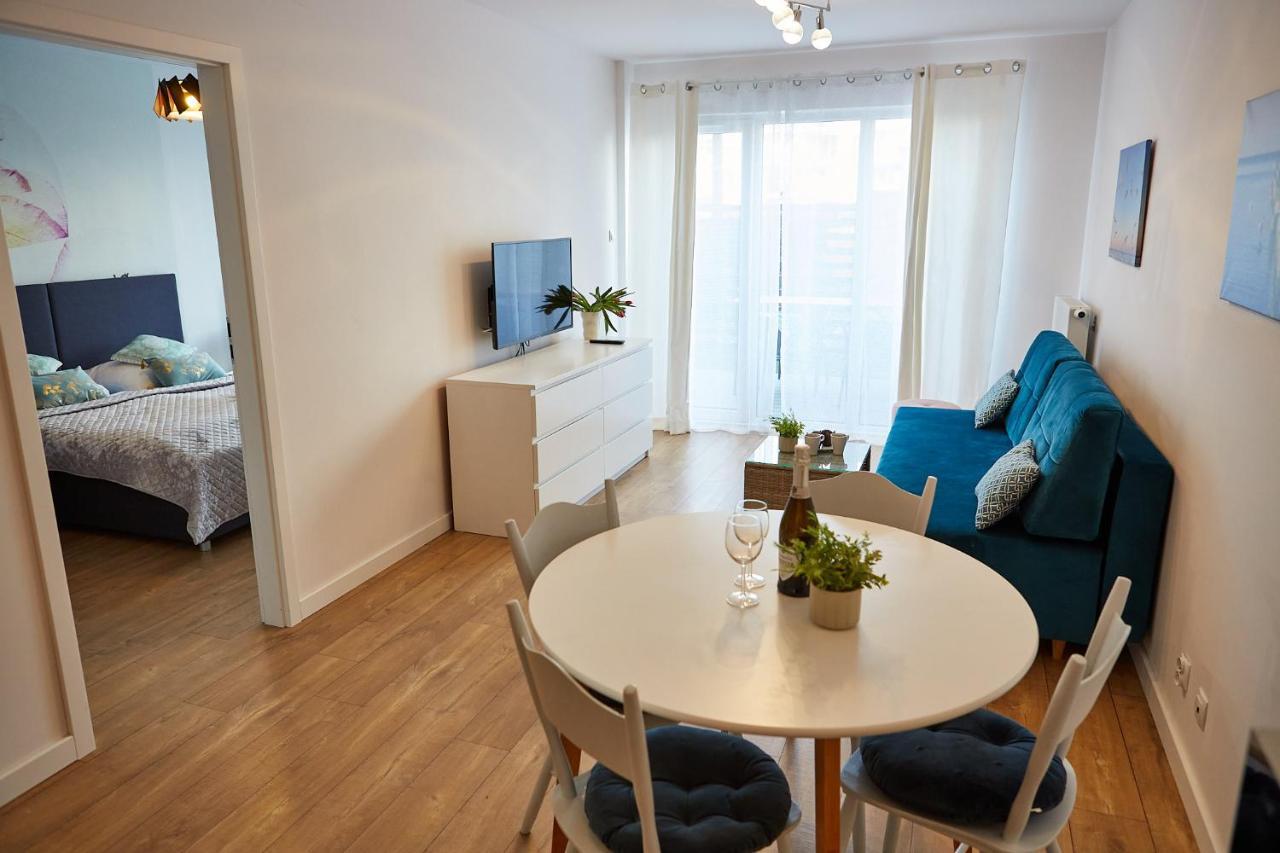Apartamentyprzymorzu Baltycki Z Miejscem Postojowym I Ogrodkiem Kolobrzeg Exterior photo