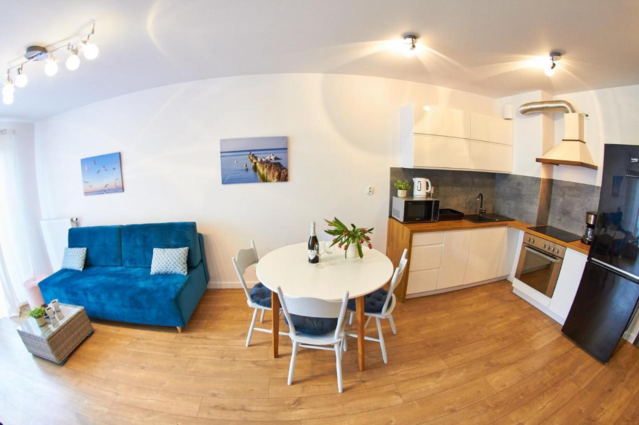 Apartamentyprzymorzu Baltycki Z Miejscem Postojowym I Ogrodkiem Kolobrzeg Exterior photo