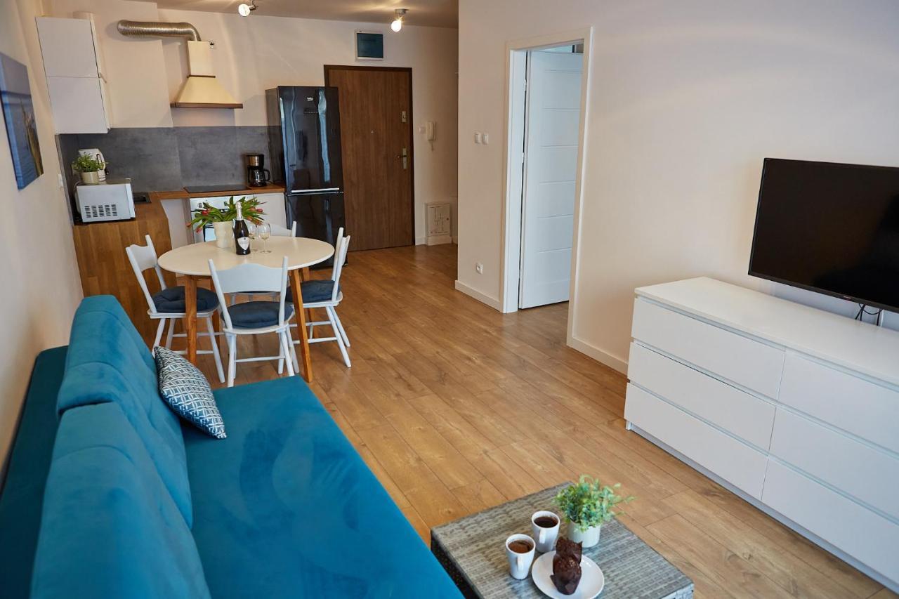 Apartamentyprzymorzu Baltycki Z Miejscem Postojowym I Ogrodkiem Kolobrzeg Exterior photo