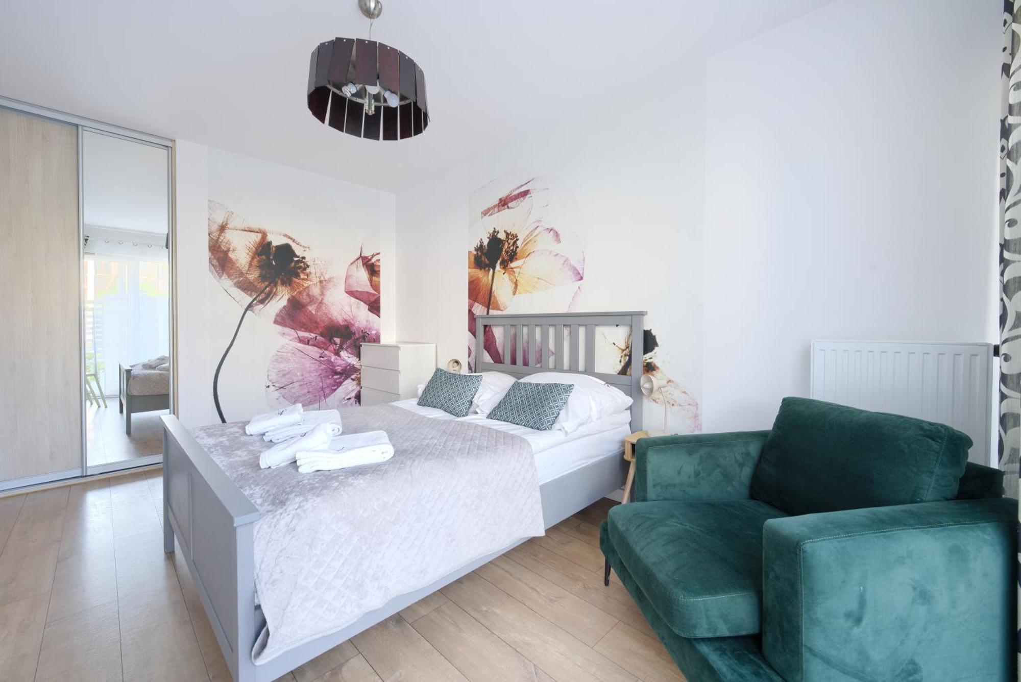 Apartamentyprzymorzu Baltycki Z Miejscem Postojowym I Ogrodkiem Kolobrzeg Exterior photo