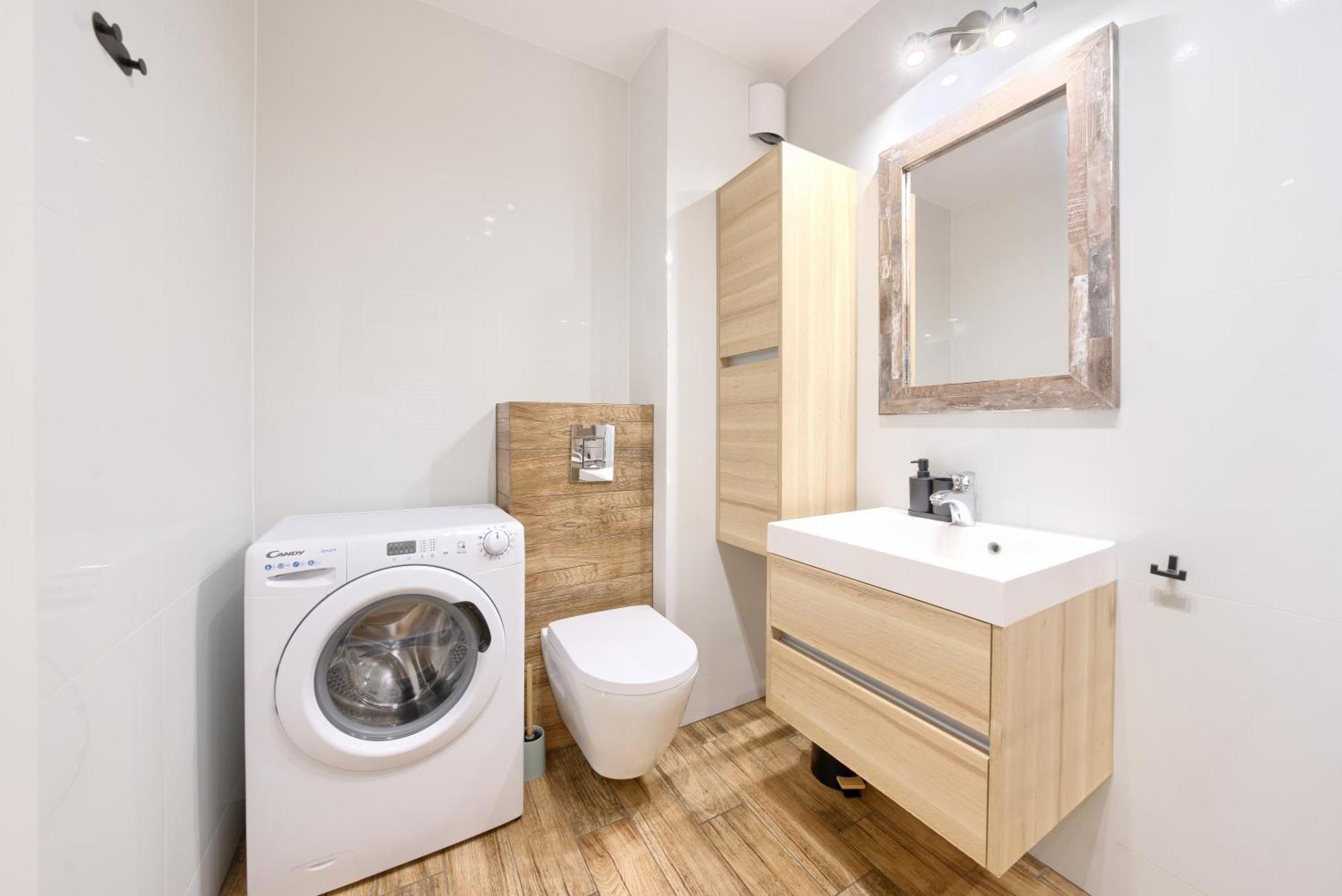 Apartamentyprzymorzu Baltycki Z Miejscem Postojowym I Ogrodkiem Kolobrzeg Exterior photo